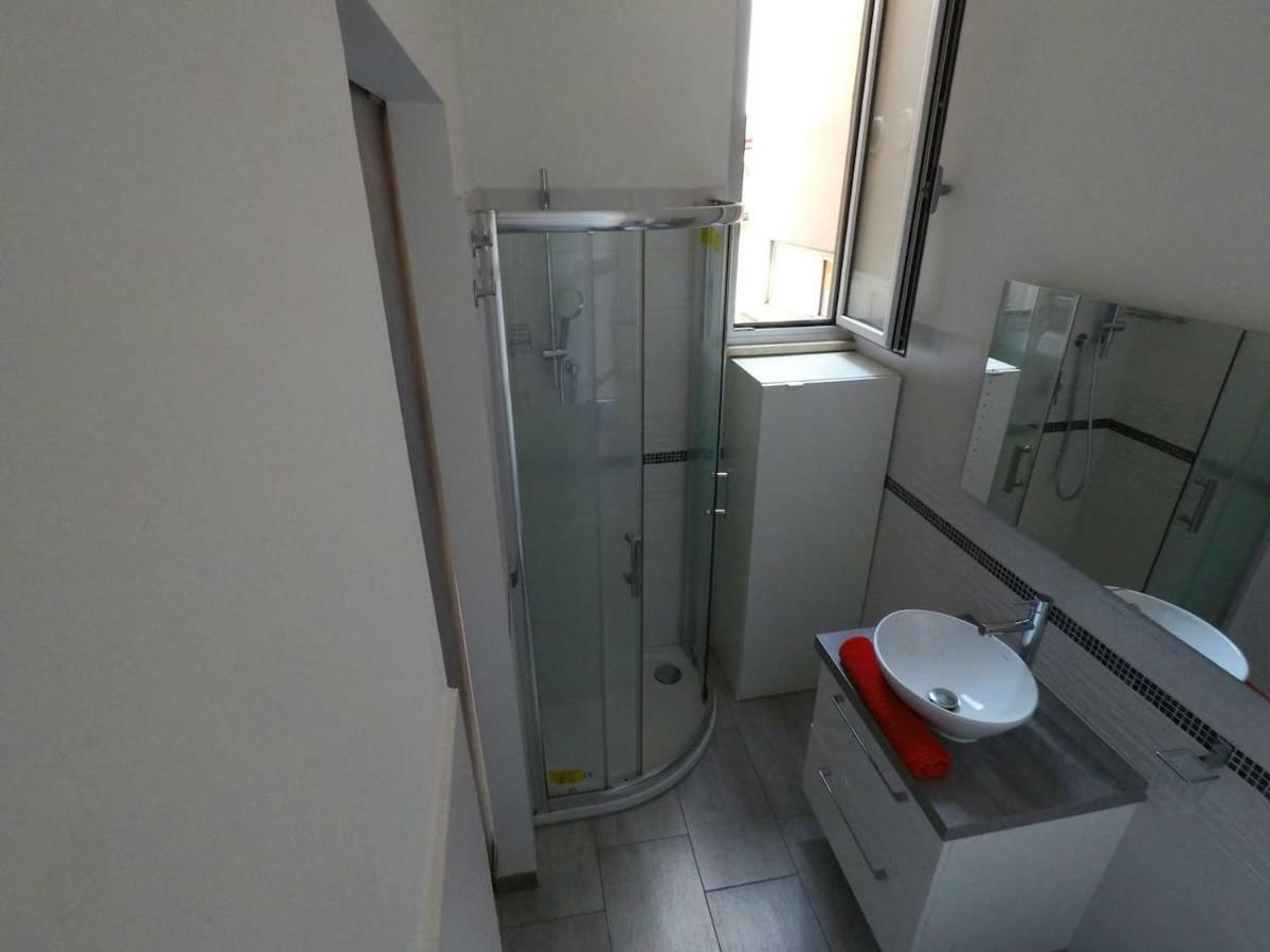 Irene's House Apartment *